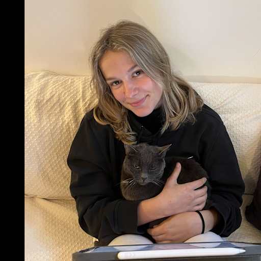 Profile image for pet sitter Selina