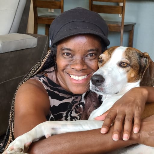 Profile image for pet sitter L LaShawn