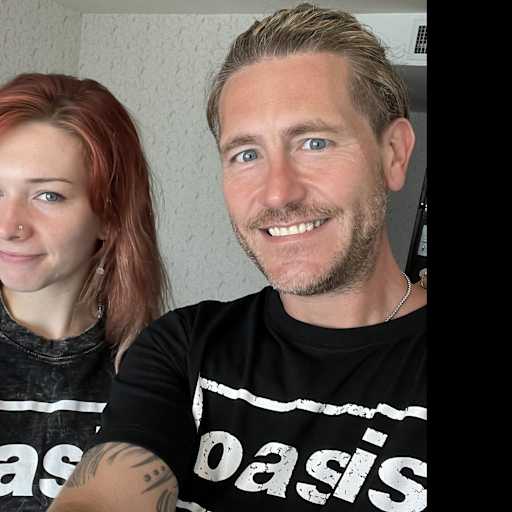 Profile image for pet sitters Naomi Jane & Michael