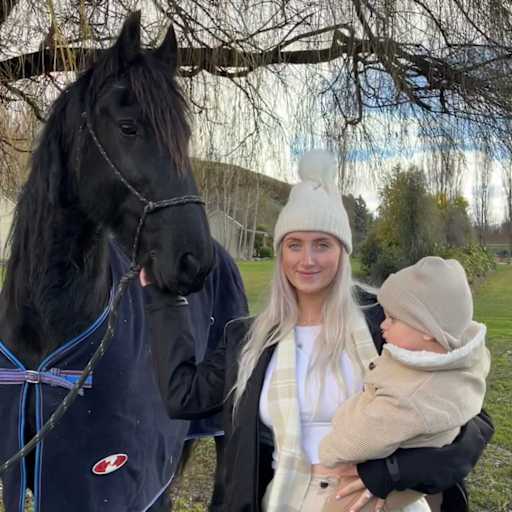 Profile image for pet sitters Lilly & Lachey