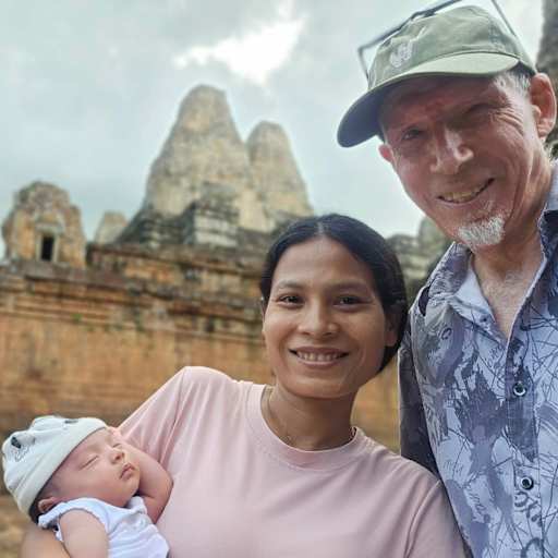 Profile image for pet sitters Peter & Dina