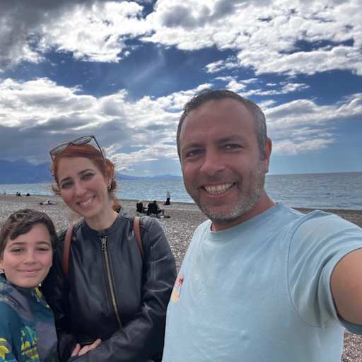 Profile image for pet sitters Ayşe Pelin & Gökçen