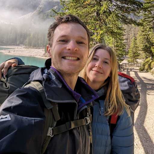 Profile image for pet sitters Claire & Joshua