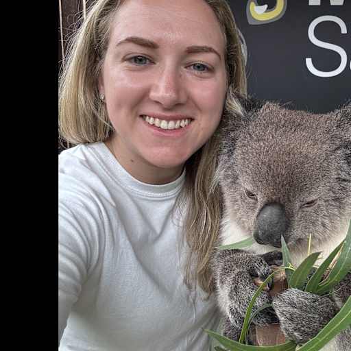 Profile image for pet sitter Kirsty
