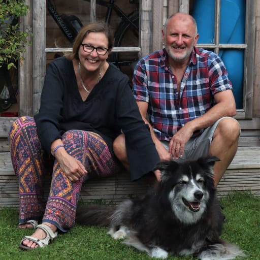 Profile image for pet sitters Ali & Mark 