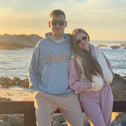 Profile image for pet sitters Anhelina & Pavlo