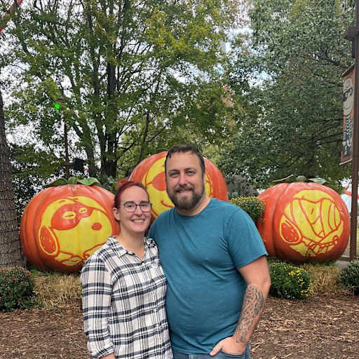 Profile image for pet sitters Regina & Andrew
