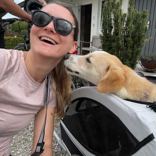 Profile image for pet sitter Inga