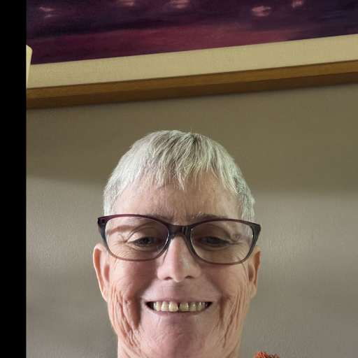 Profile image for pet sitter Lisa
