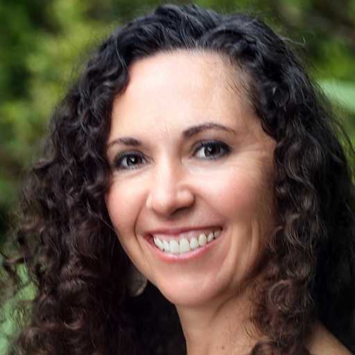 Profile image for pet sitter Laura