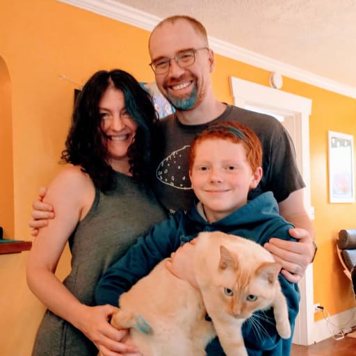 Profile image for pet sitters Jessica & Flynn