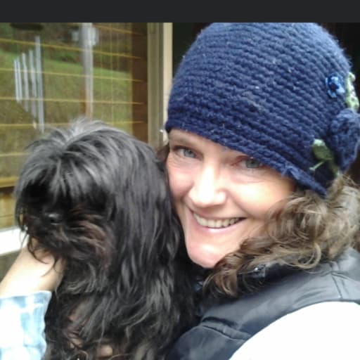 Profile image for pet sitter Donna B