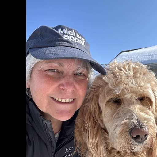 Profile image for pet sitter Andrée