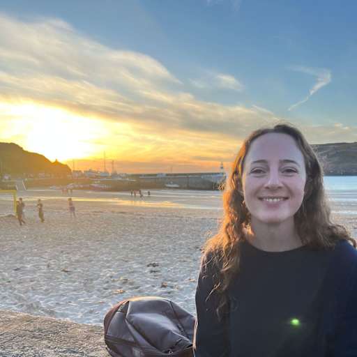 Profile image for pet sitter Justine