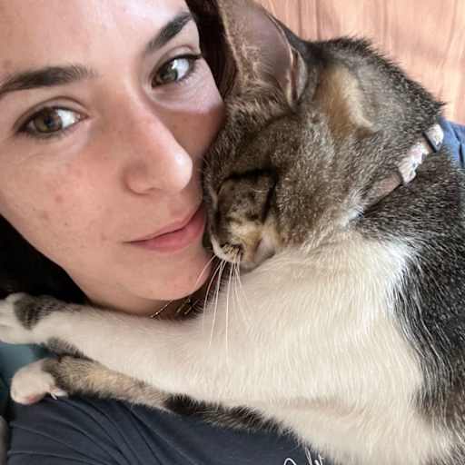 Profile image for pet sitter Esmeralda