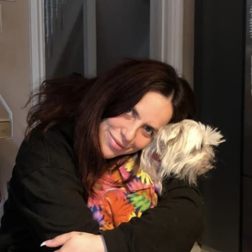 Profile image for pet sitter Adèle