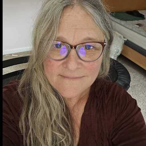 Profile image for pet sitter Hope