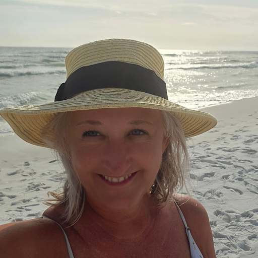 Profile image for pet sitter Karen