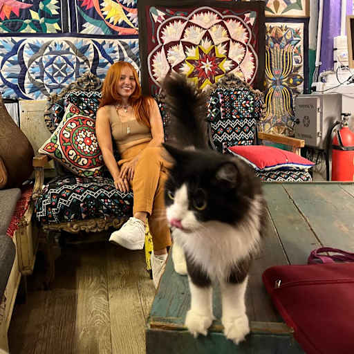 Profile image for pet sitter Ana Luiza