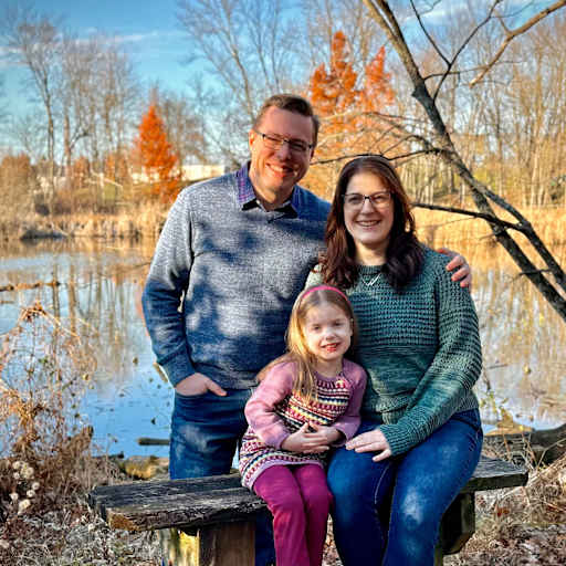 Profile image for pet sitters Amanda & John