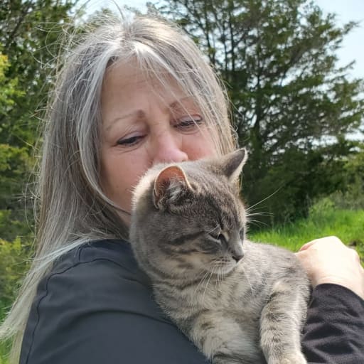 Profile image for pet sitter Janie