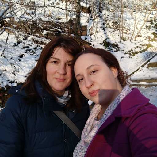 Profile image for pet sitters Gorana & Mariem