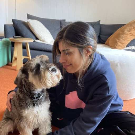 Profile image for pet sitter Belén