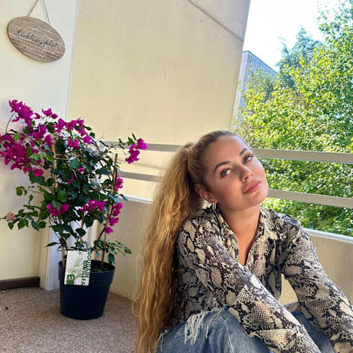 Profile image for pet sitter Mediha