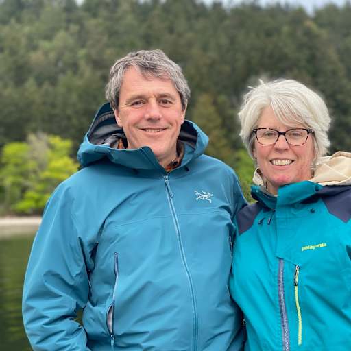 Profile image for pet sitters Dana & François