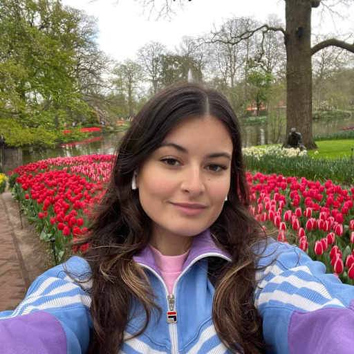Profile image for pet sitter Julieta