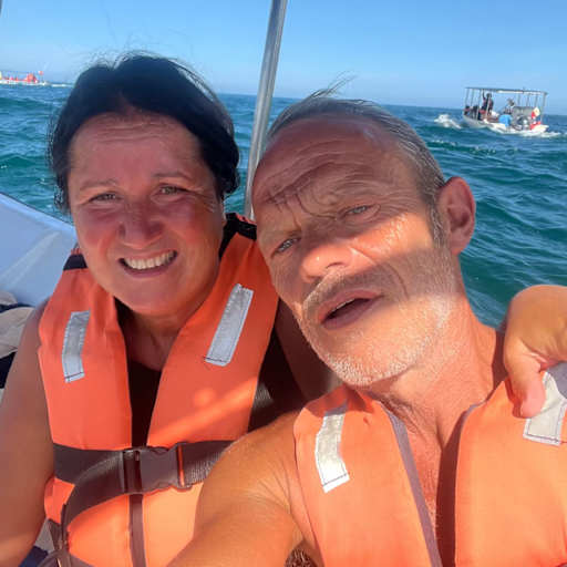 Profile image for pet sitters Linda & Rodolphe