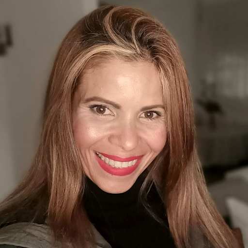 Profile image for pet sitter Marisela