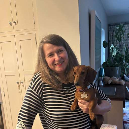 Profile image for pet sitters Lisa & Steve