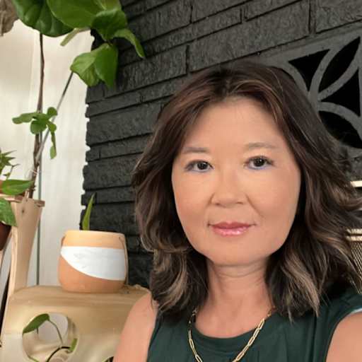 Profile image for pet sitter Lisa