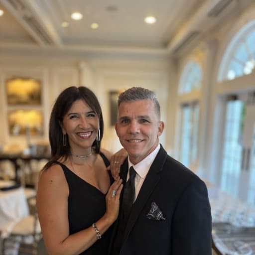 Profile image for pet sitters Nancy & Scott & Scott