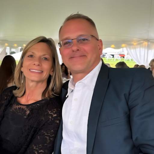 Profile image for pet sitters Michelle & Roman