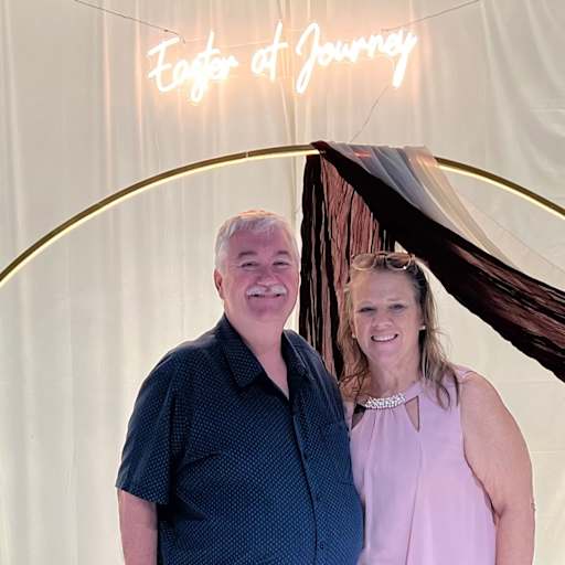 Profile image for pet sitters Stephanie & William