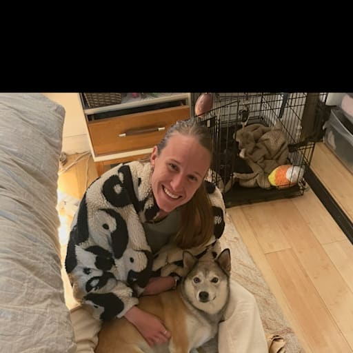 Profile image for pet sitter Paige