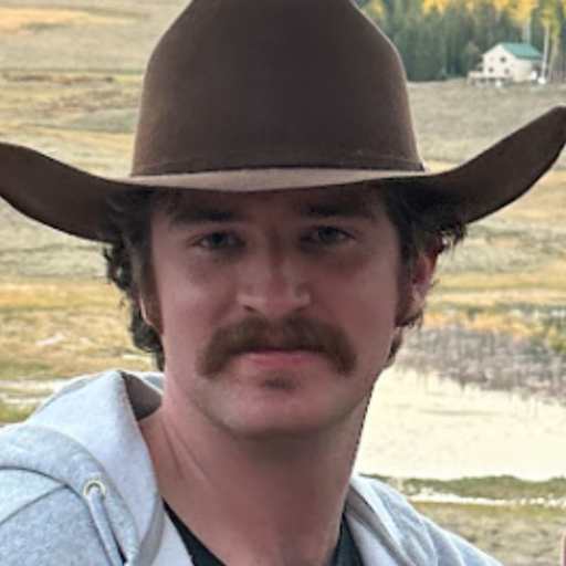 Profile image for pet sitter Carson