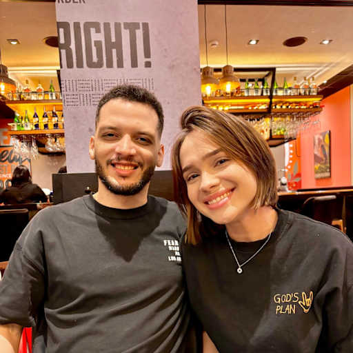 Profile image for pet sitters Rodrigo & Ana Natali