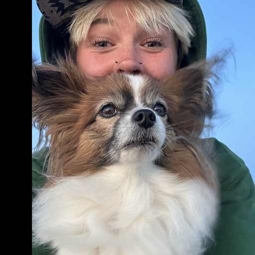 Profile image for pet sitter Emma