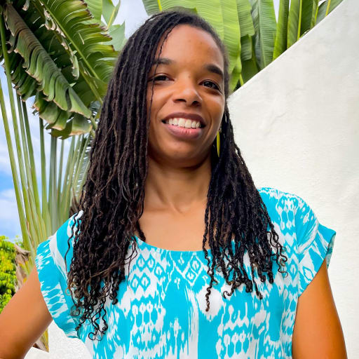 Profile image for pet sitter Aja
