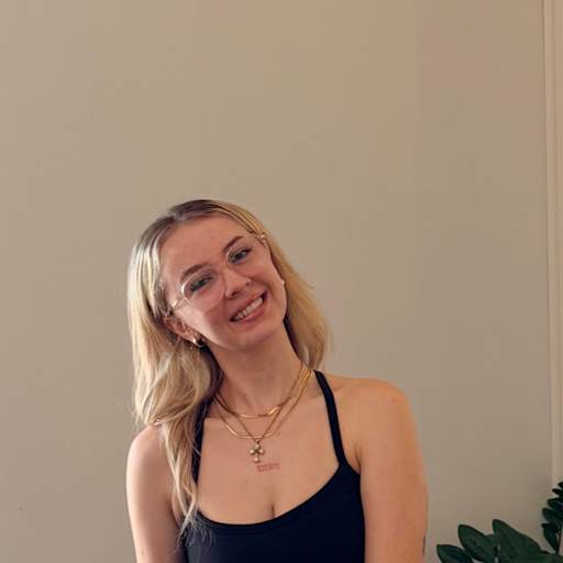 Profile image for pet sitter Charlotte