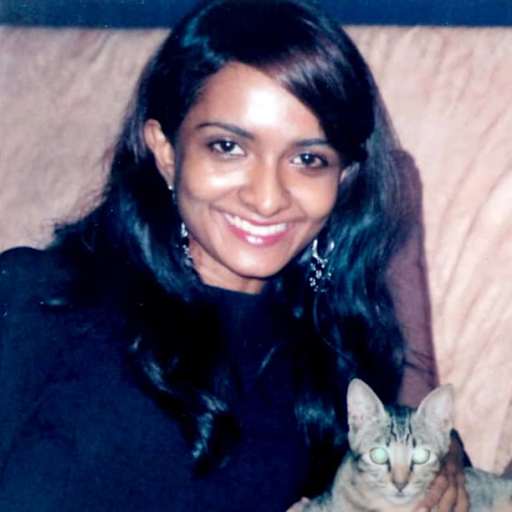 Profile image for pet sitter Pari