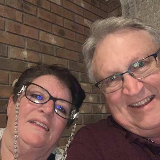 Profile image for pet sitters Christine & Wayne
