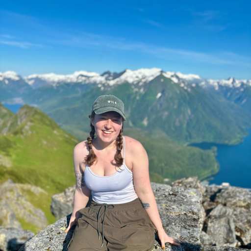 Profile image for pet sitters Hannah & Joshua