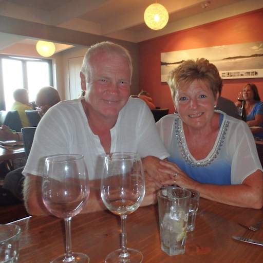 Profile image for pet sitters Lynda & Stephen