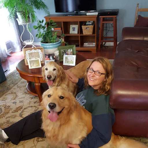 Profile image for pet sitter Darlena