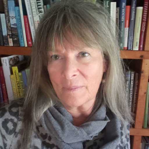 Profile image for pet sitter Constance