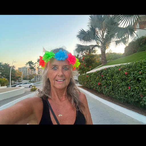 Profile image for pet sitter Ellen